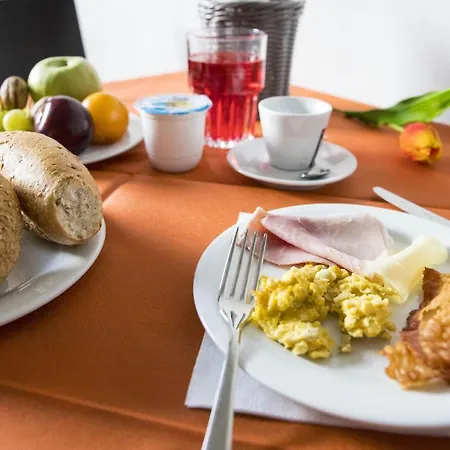 Cantiani Hotell Ancona