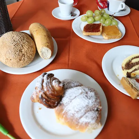 Hotel Cantiani 3*