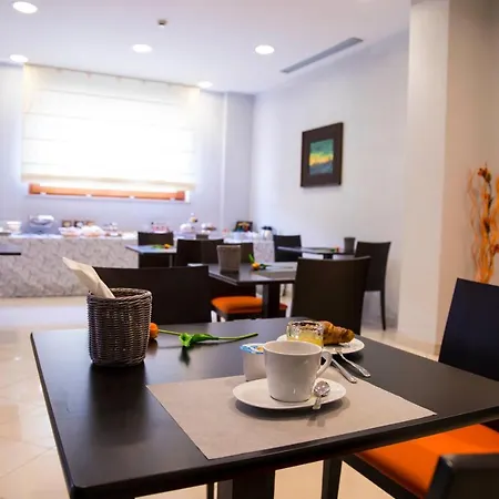 Hotel Cantiani 3*